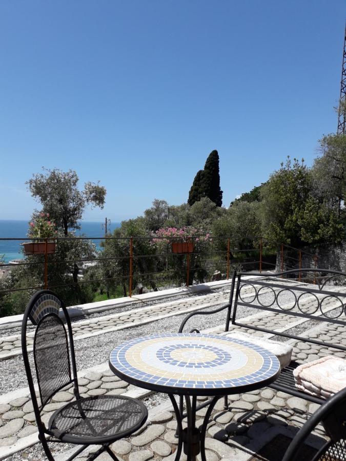 Tigullio Vacations Panoramica Apartments Lavagna Exterior foto